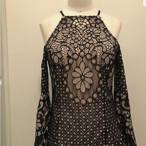 Venus size 6 (small) never worn elegant top.
